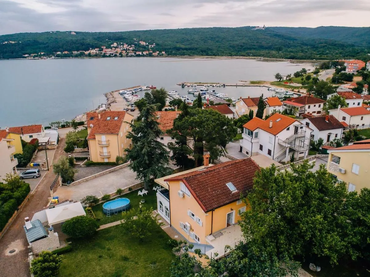 Villa Del Sol Čižići Appartement